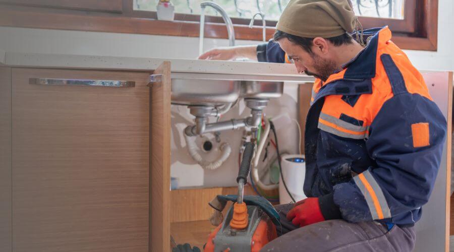 Local tankless water heater installation in Golconda, IL